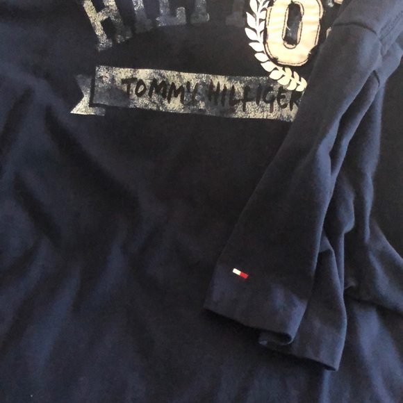 Authentic Tommy Hilfiger T-Shirt - Picture 3 of 8
